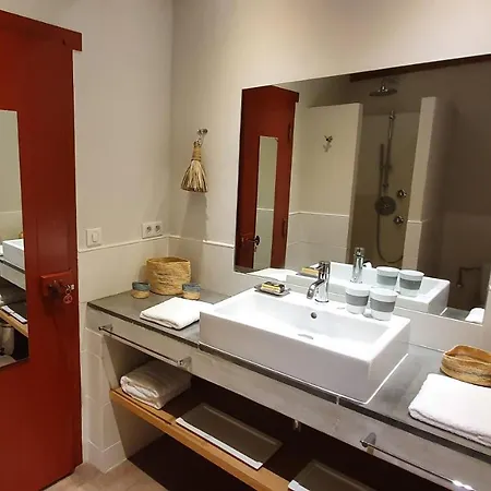 فندق مبيت وإفطار La Ferme D'ika سان جان دو لوز