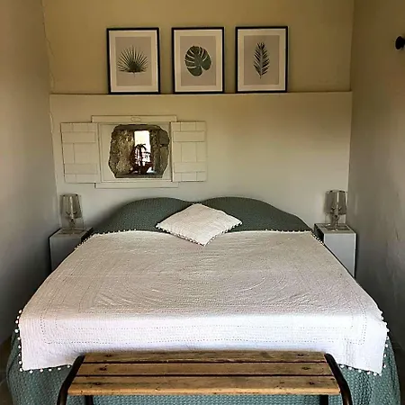 Bed & Breakfast La Ferme D'ika 3*