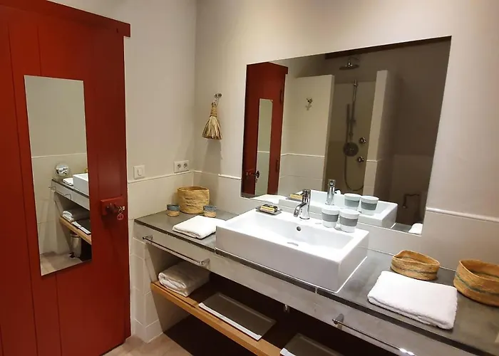 לינה וארוחת בוקר La Ferme D'ika סן-ז'אן-דה-לוז